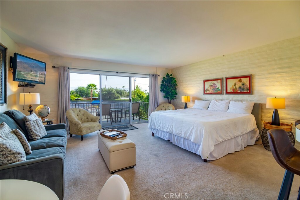 Property Photo:  73850 Fairway Drive 40  CA 92260 