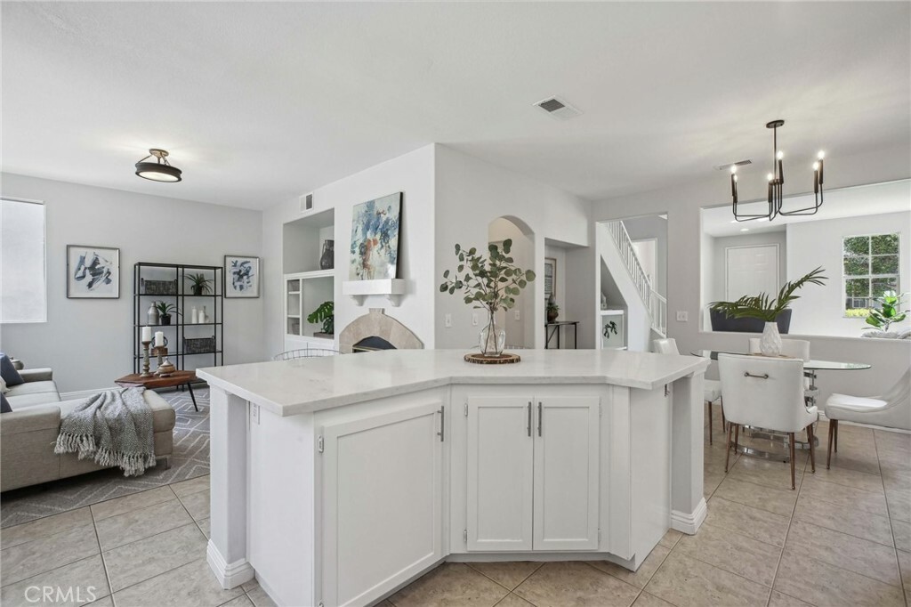 Property Photo: 31 Wellington Place CA 92656