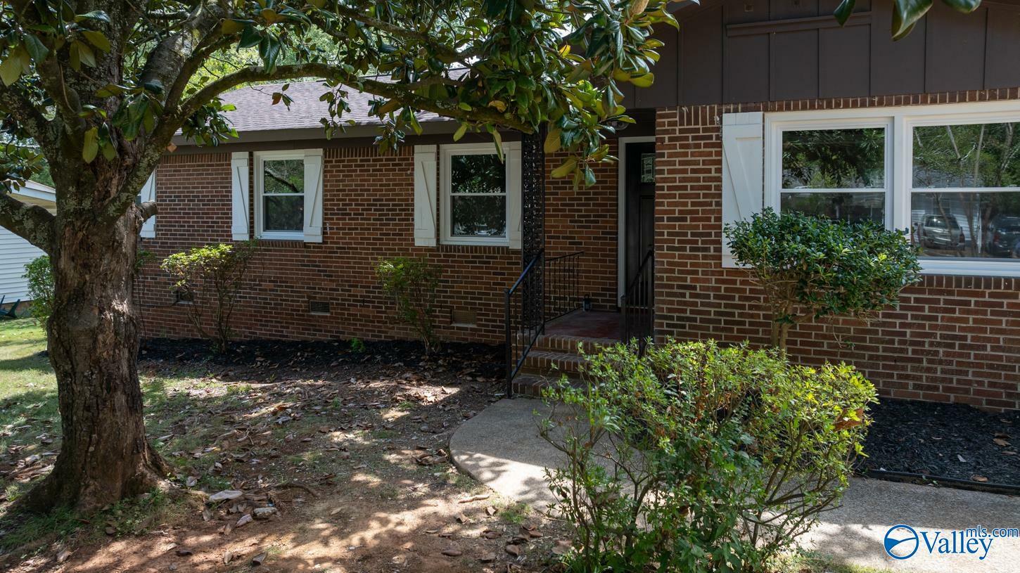 Property Photo:  3905 Richland Drive  AL 35810 