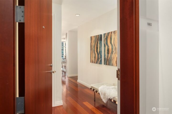 Property Photo:  10700 NE 4th Street 1802  WA 98004 