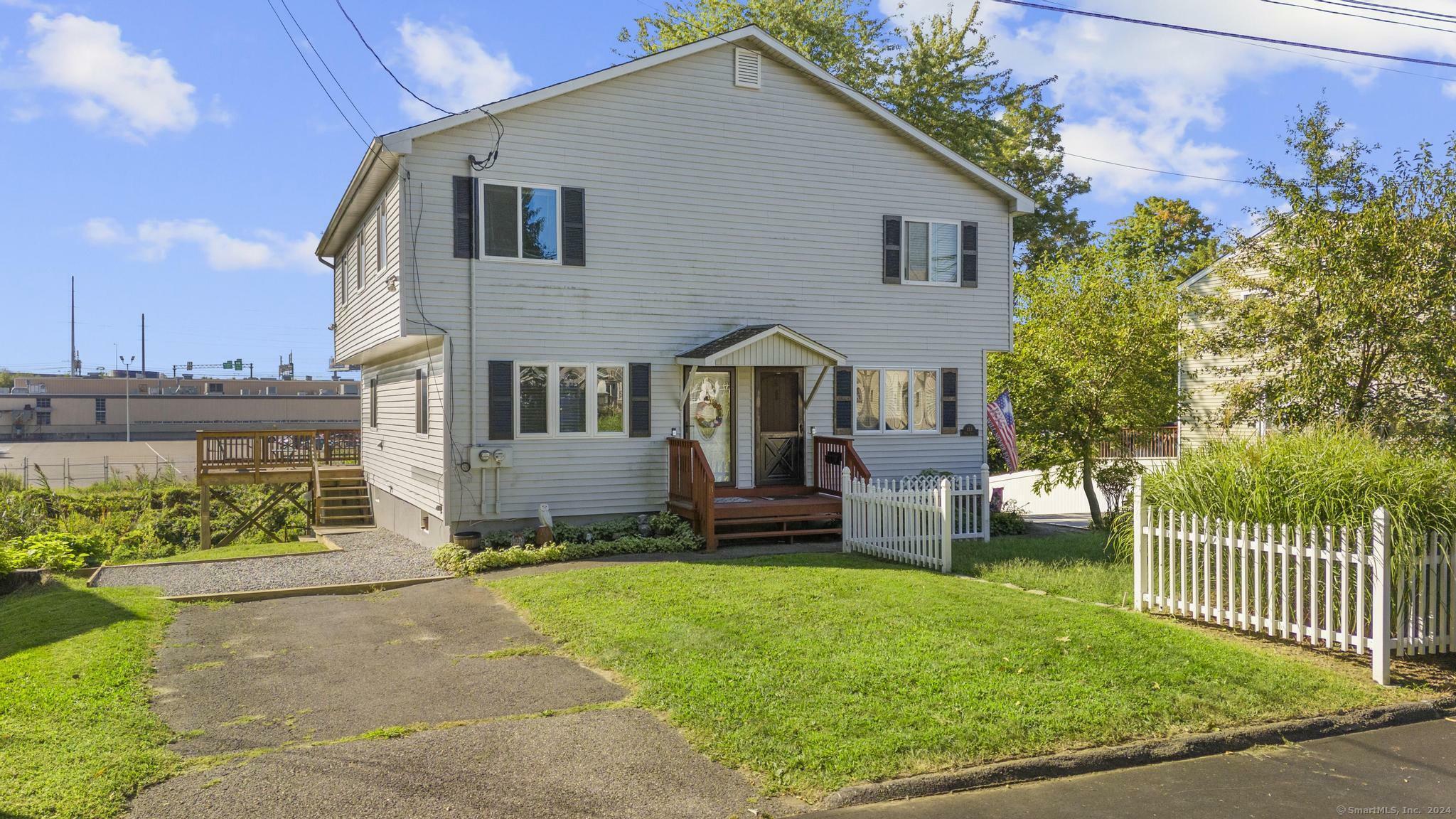 Property Photo:  135 Peck Street  CT 06614 