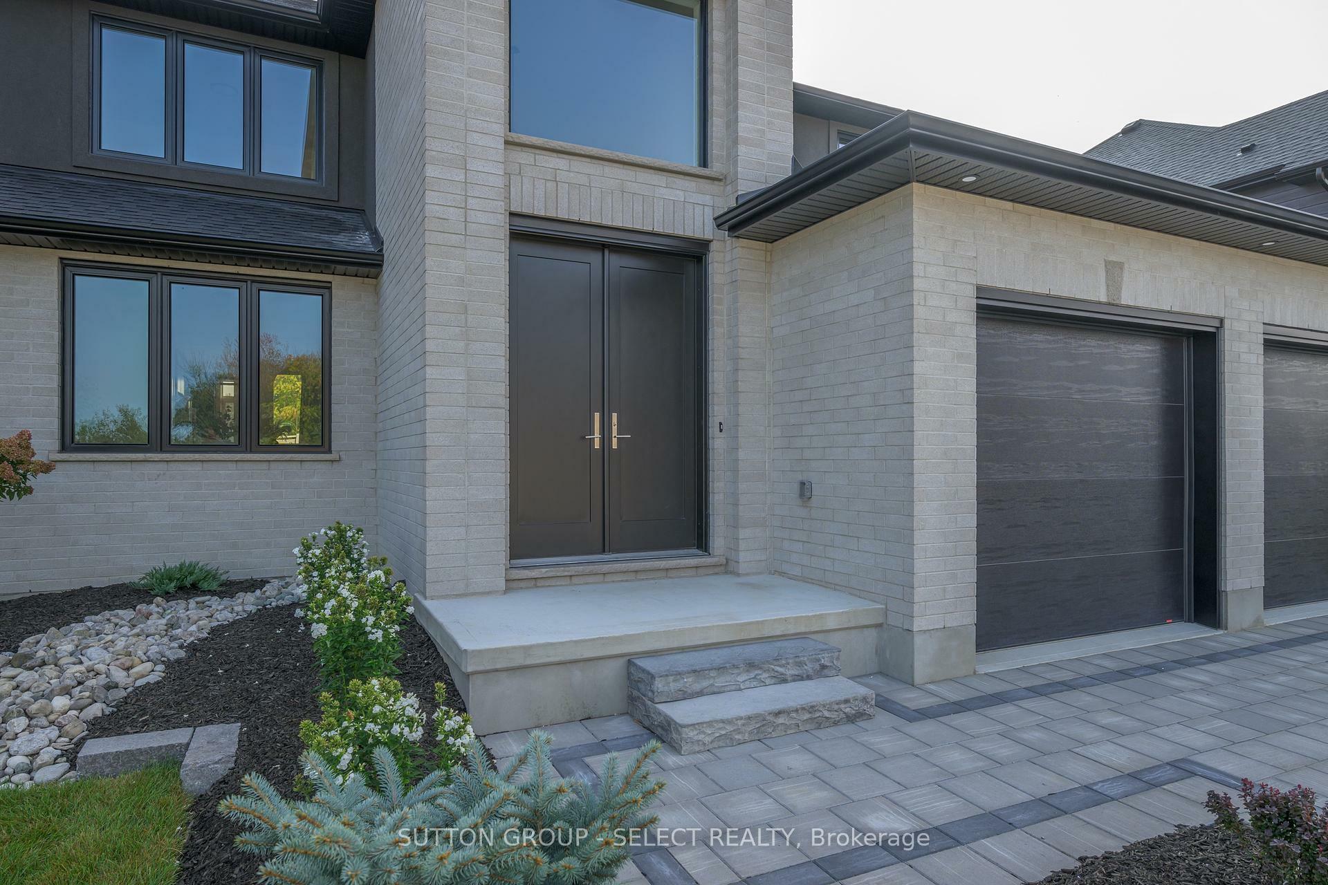 Property Photo:  118 Timberwalk Trail  ON N0M 2A0 