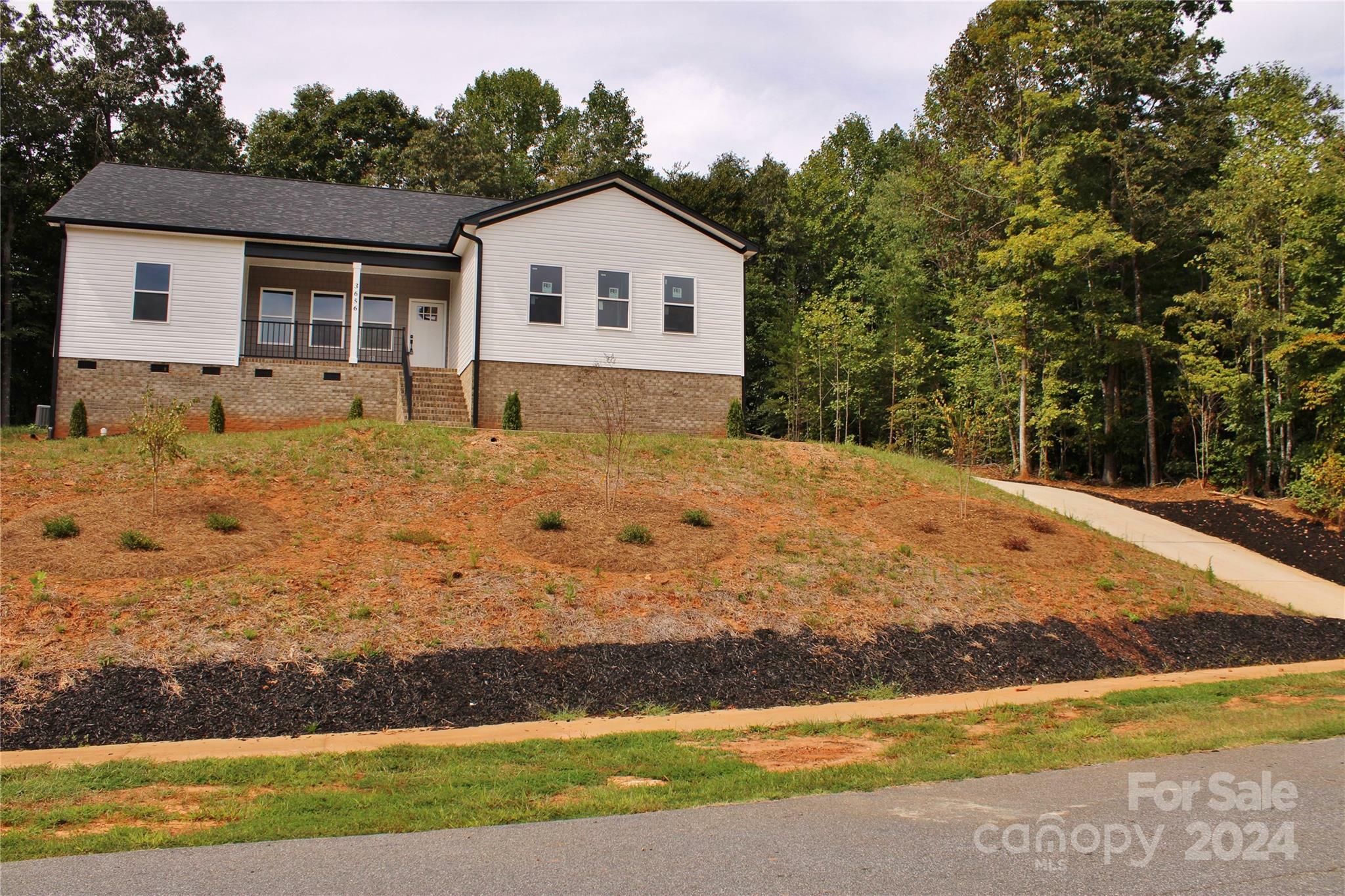 Property Photo:  3656 Raymond Loop  NC 28658 