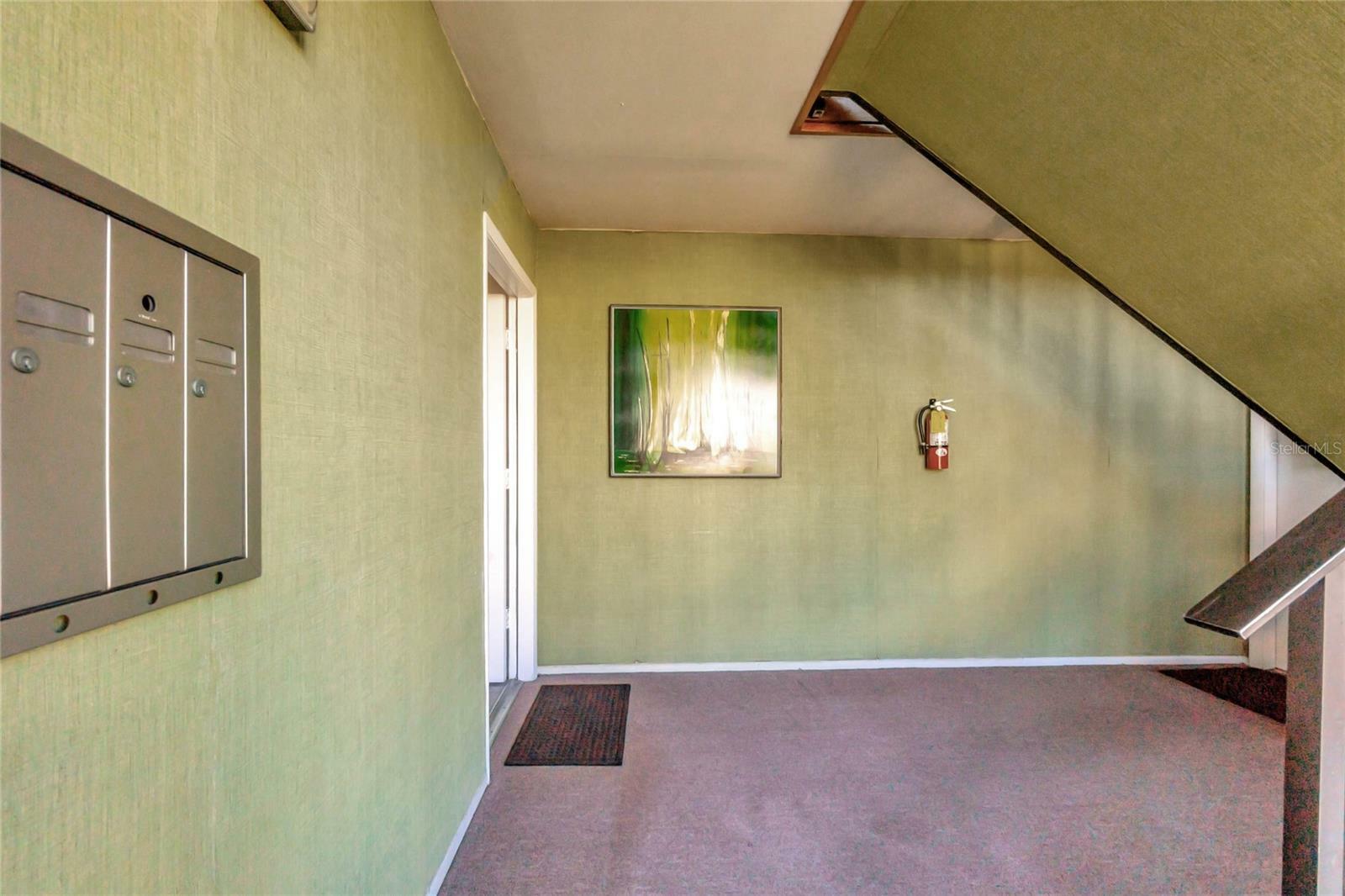 Property Photo:  121 Caribbean Street B5  FL 32725 