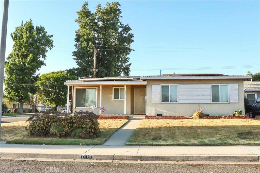 Property Photo:  1405 Farrell Avenue  CA 91767 