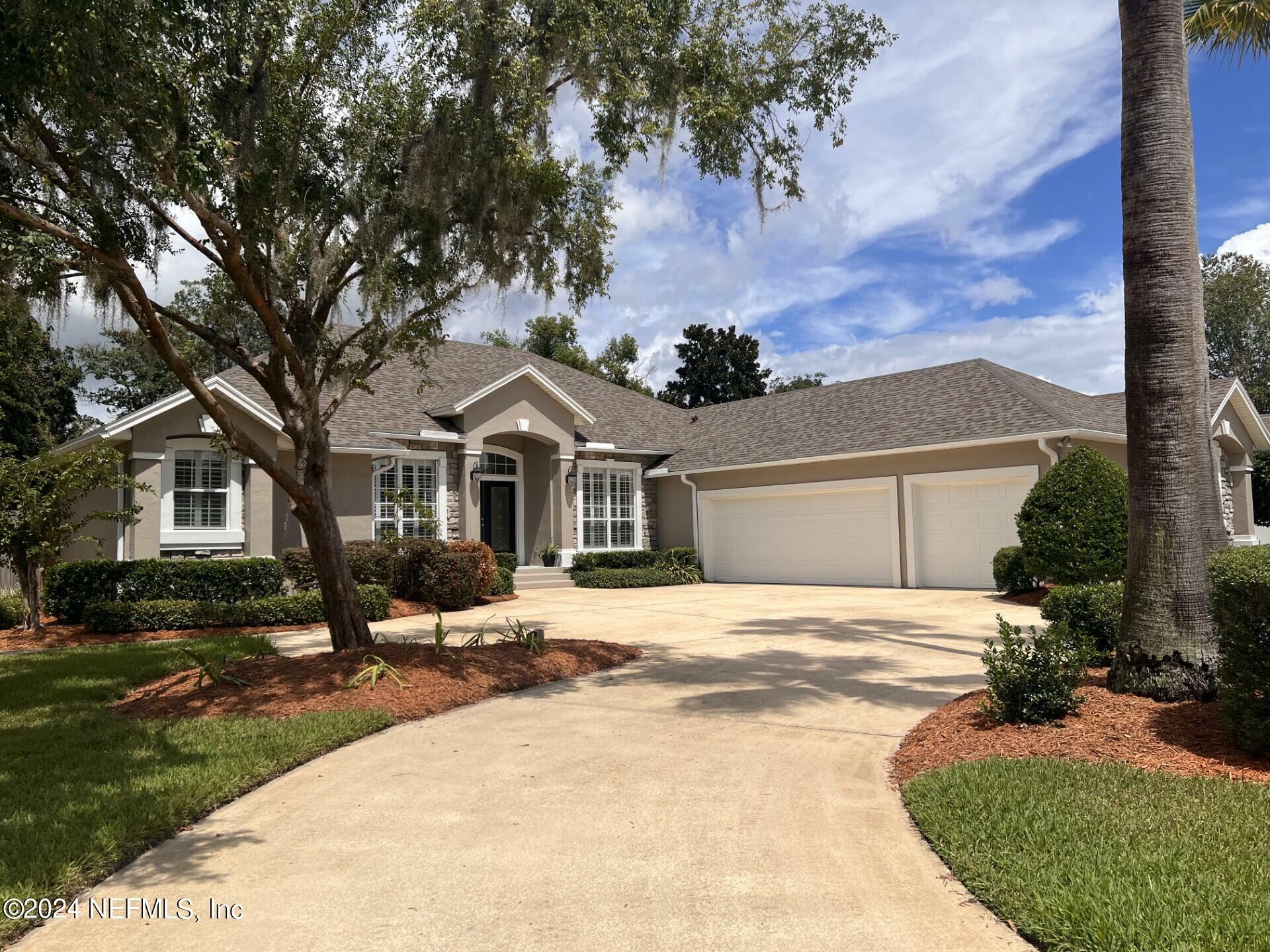 Property Photo:  1690 Margarets Walk Road  FL 32003 