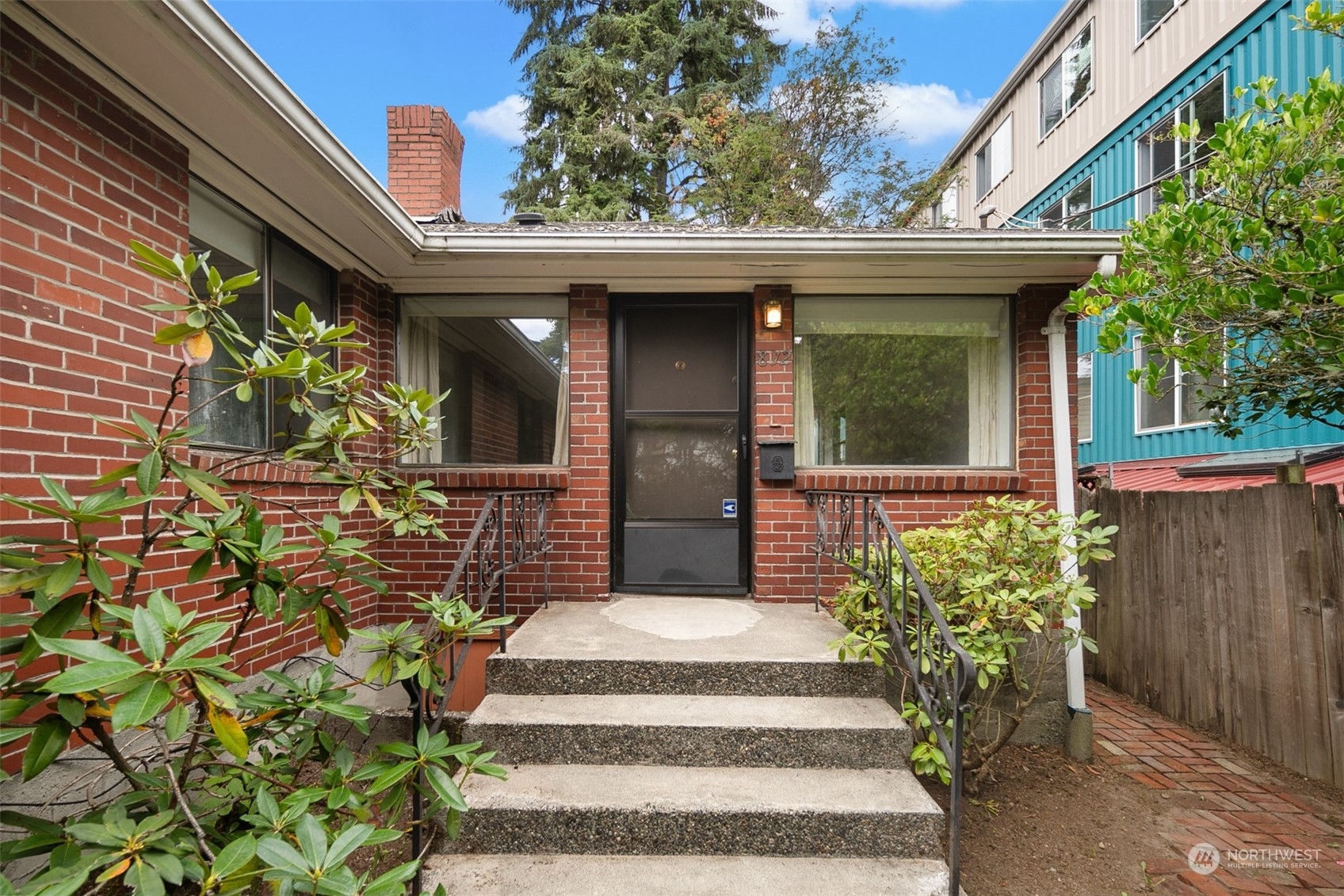 Property Photo:  810 N 48th Street  WA 98103 