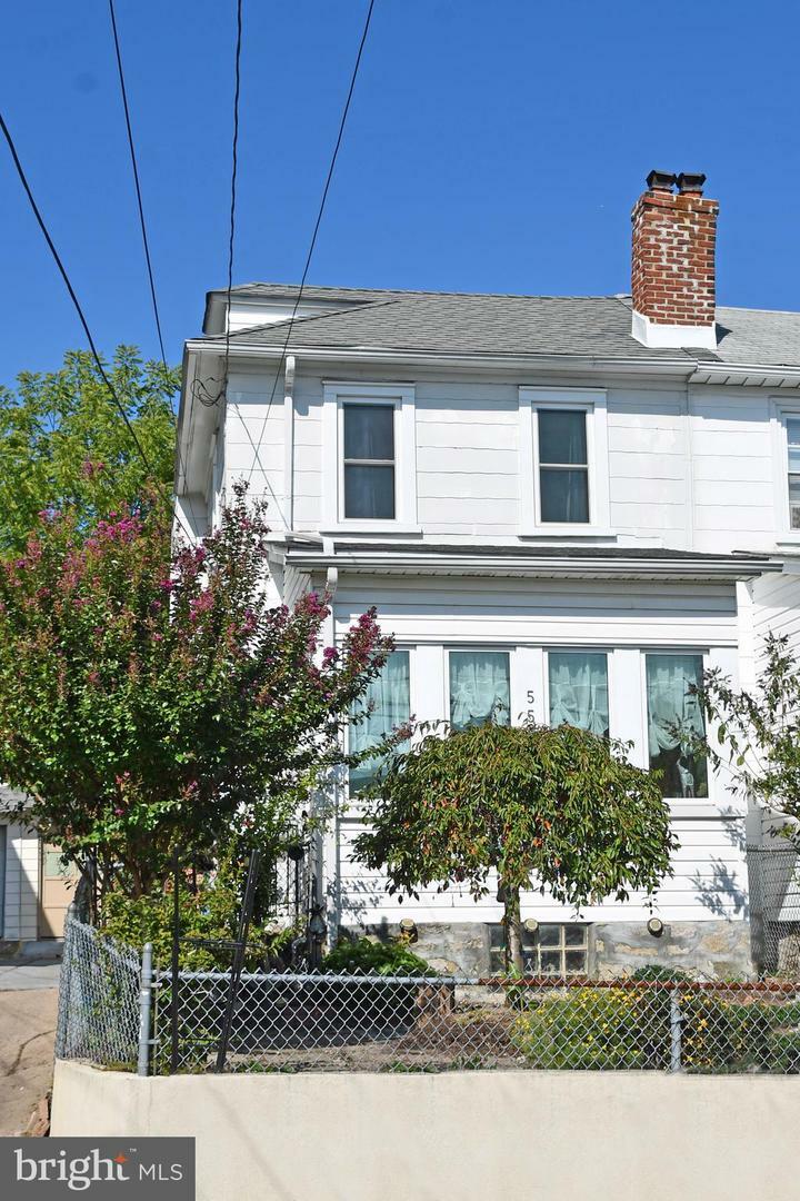 Property Photo:  556 Larchwood Avenue  PA 19082 