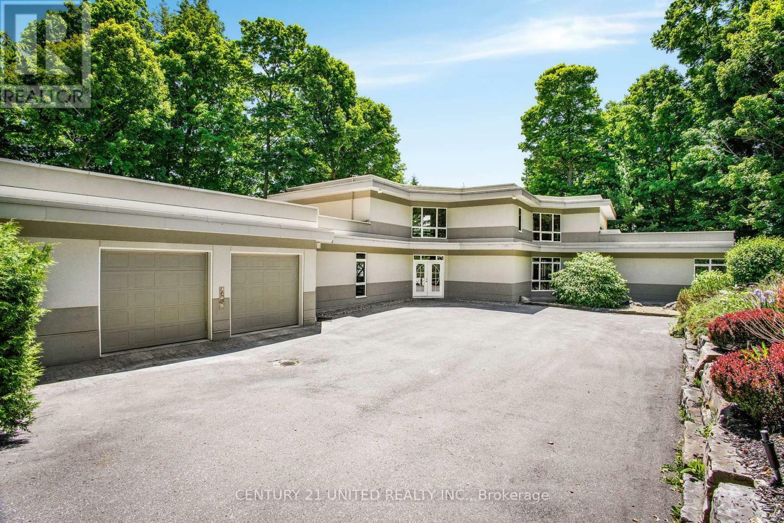 Property Photo: 75 Darling Drive ON K0L 2W0