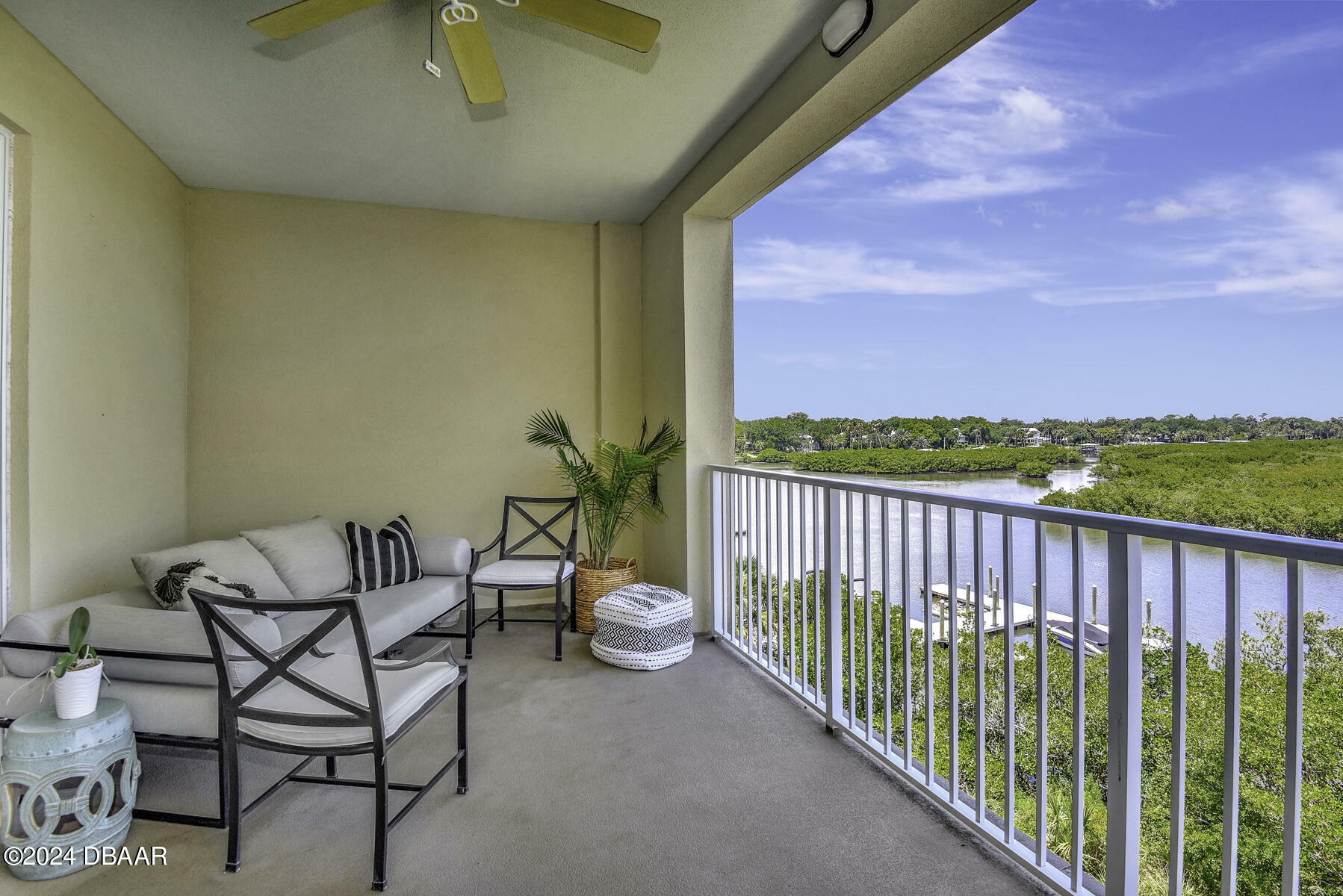 Property Photo:  5 Riverwalk Drive  FL 32169 