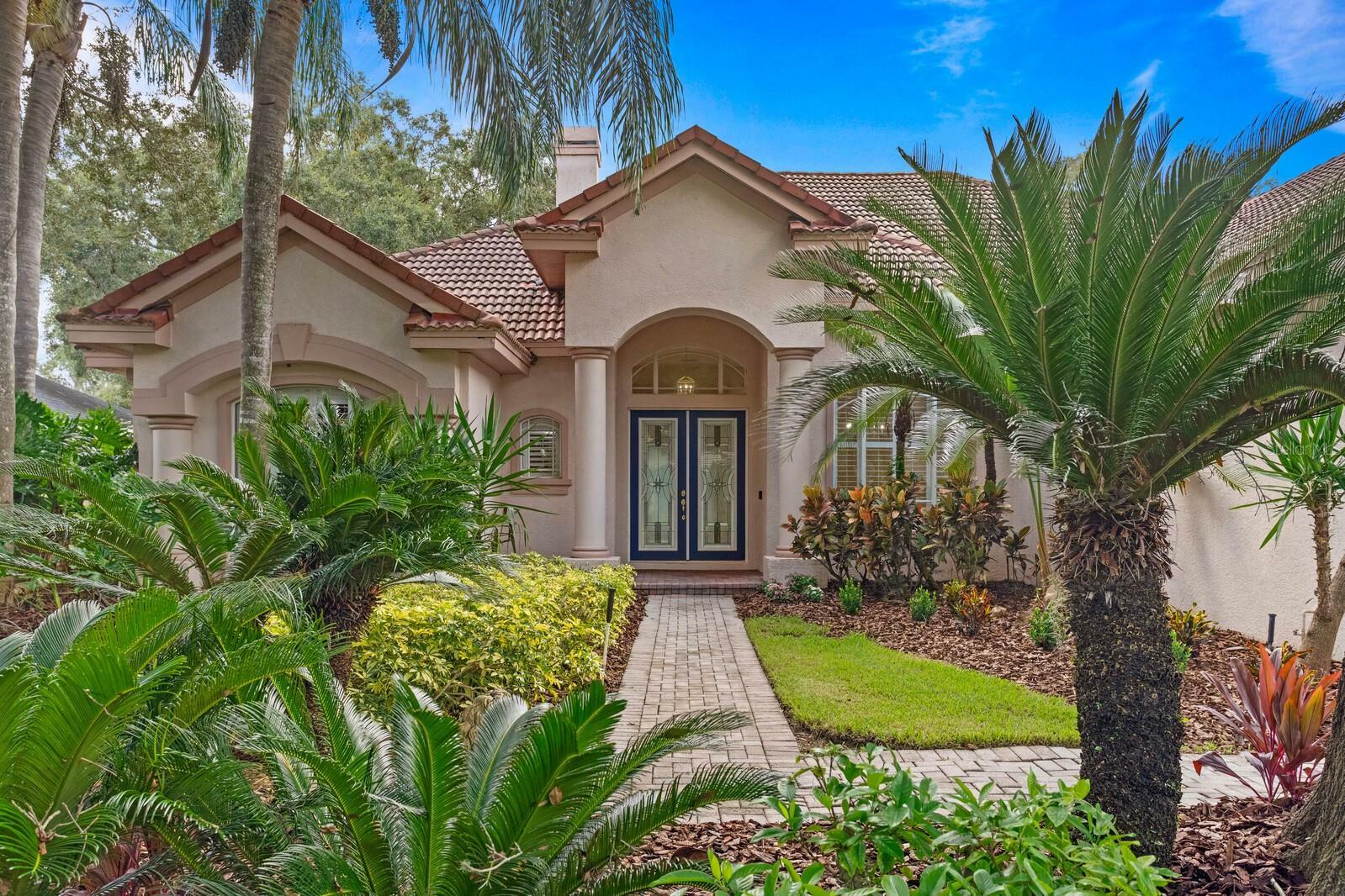 Property Photo:  1203 Oxbridge Drive  FL 33549 