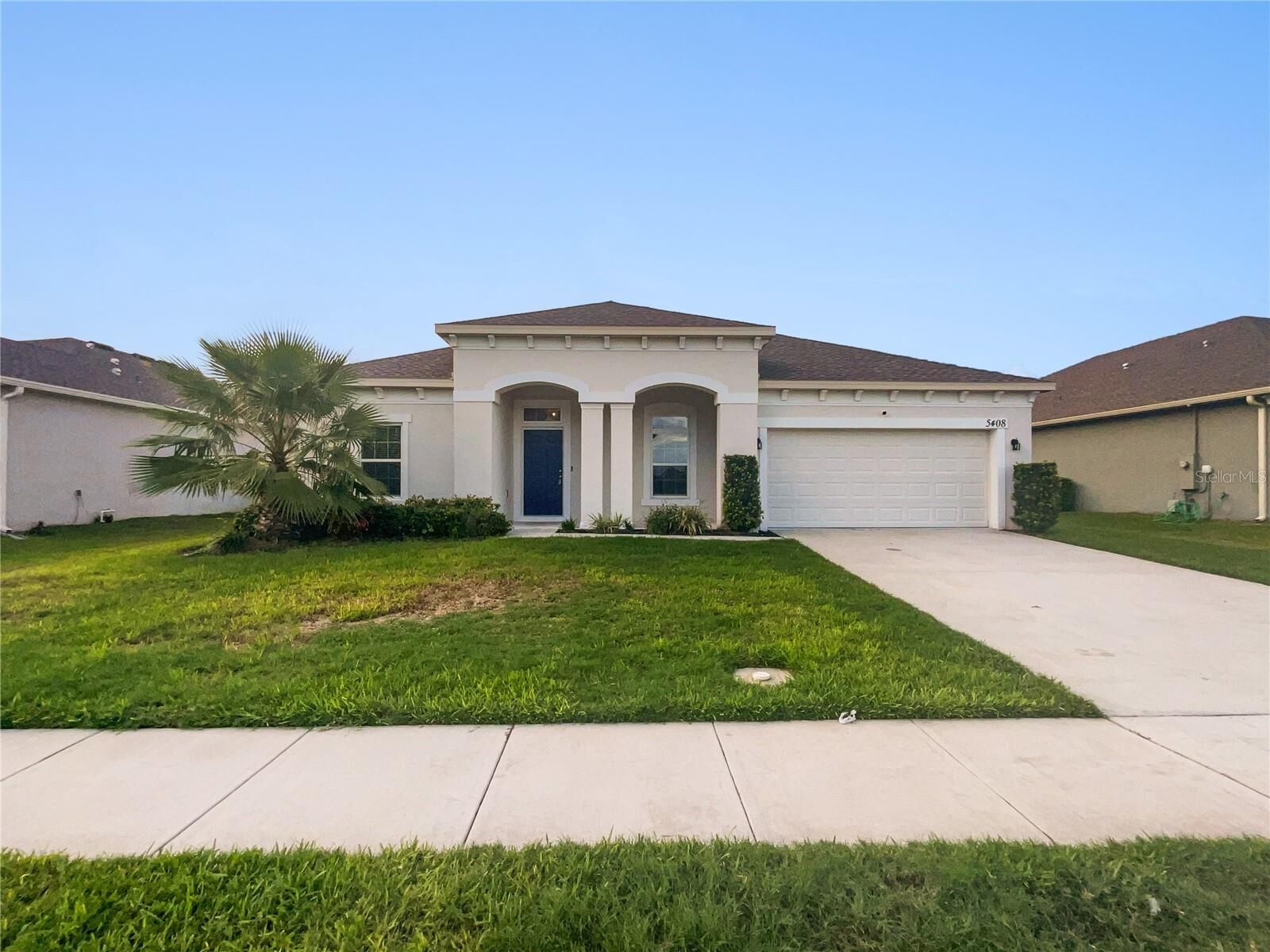 Property Photo: 5408 Manchester Drive FL 34771