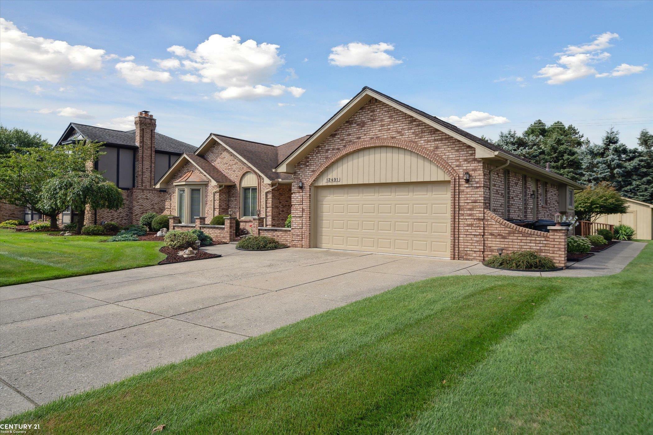 Property Photo:  12491 Cedar Court  MI 48315 