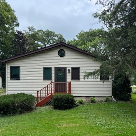 Property Photo: 712 Manor Dr WI 53181
