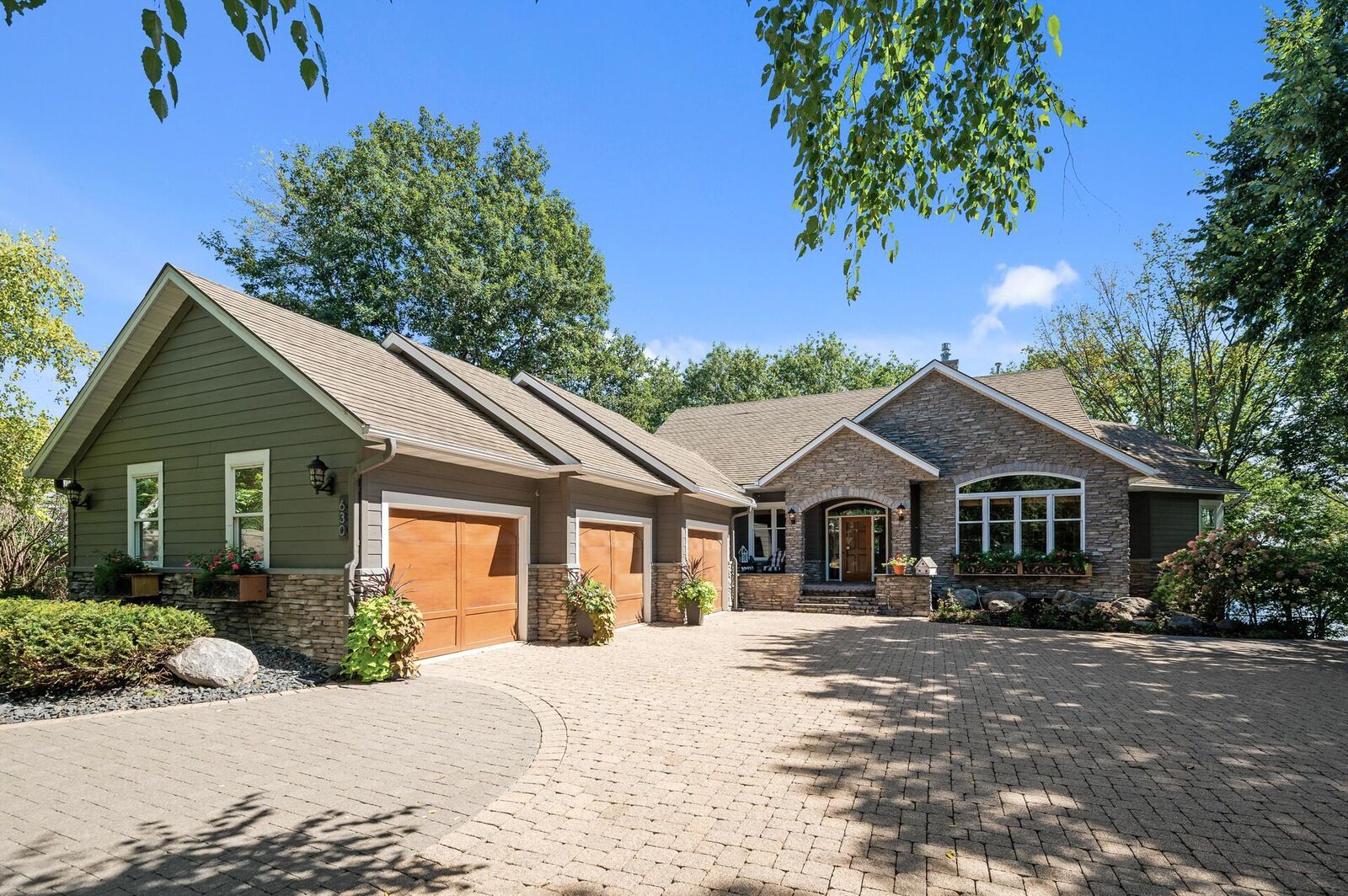 Property Photo: 630 Bluebill Circle MN 55379