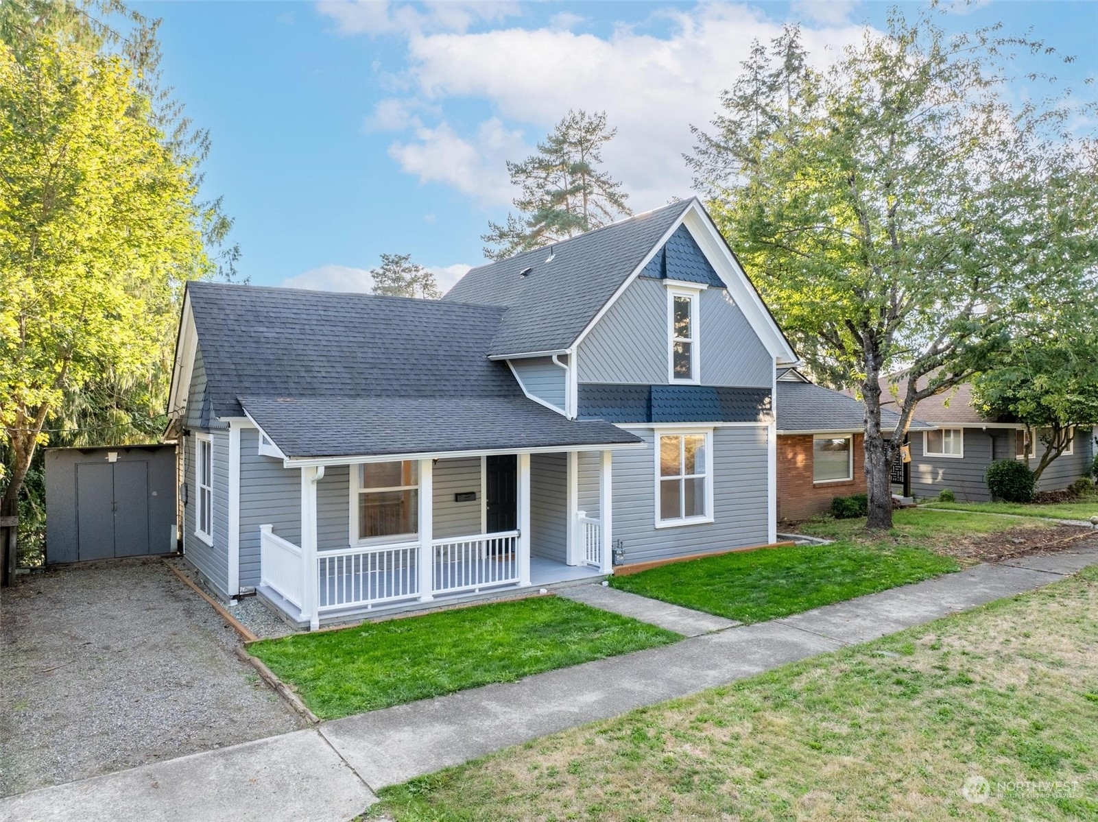 Property Photo:  425 NE Adams Avenue  WA 98532 