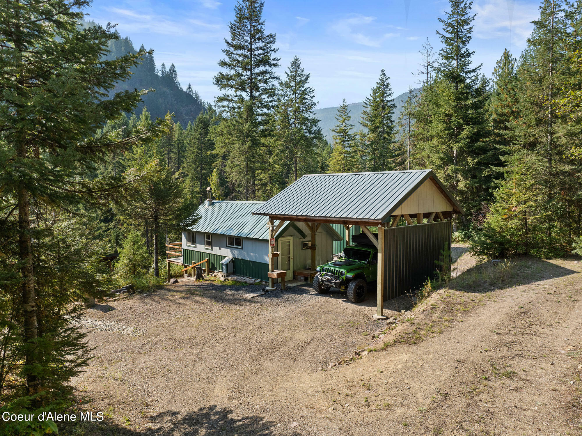 Property Photo:  1256 Dry Creek Rd  ID 83811 