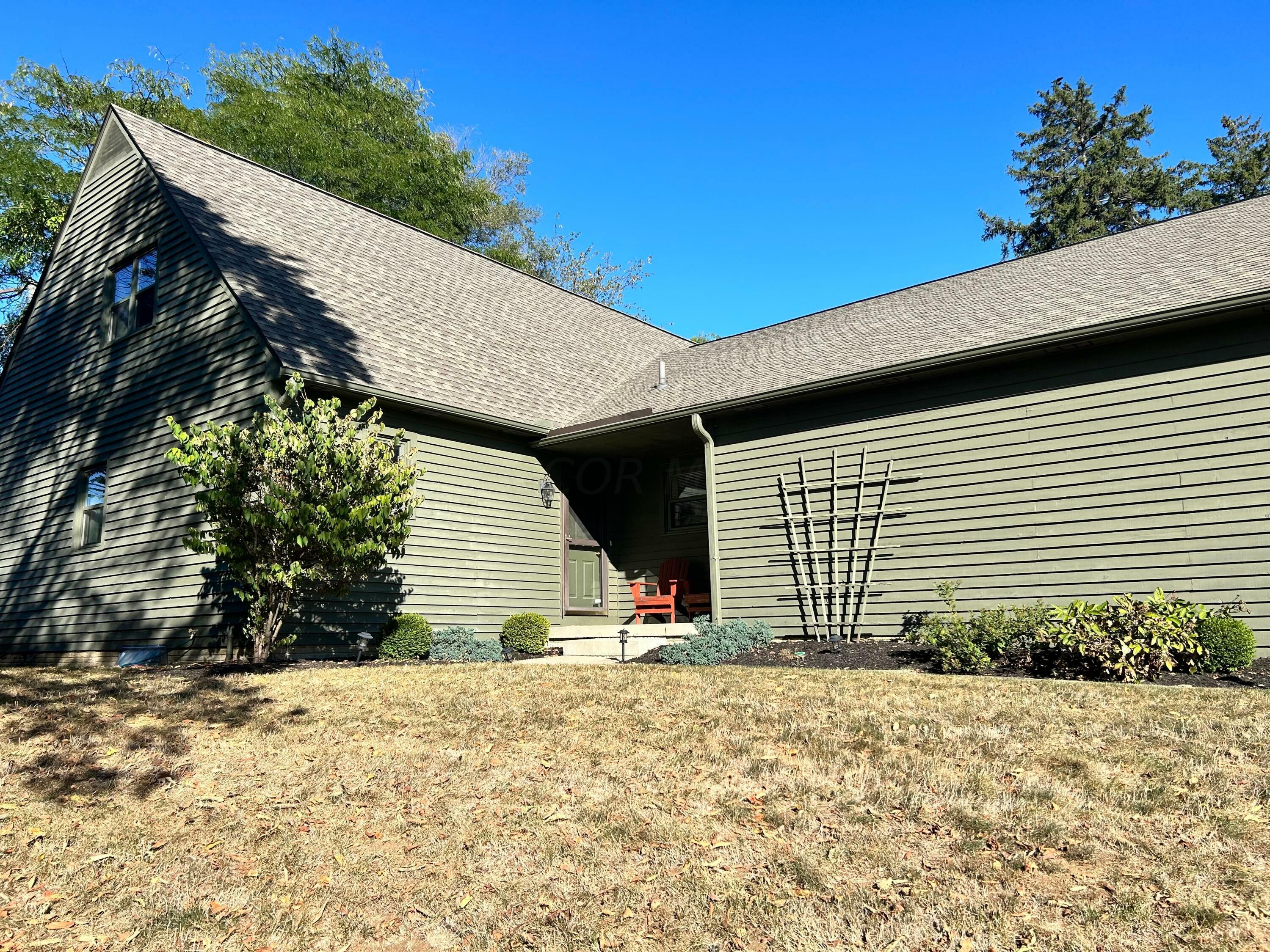 Property Photo:  5404 Bennington Woods Court  OH 43220 