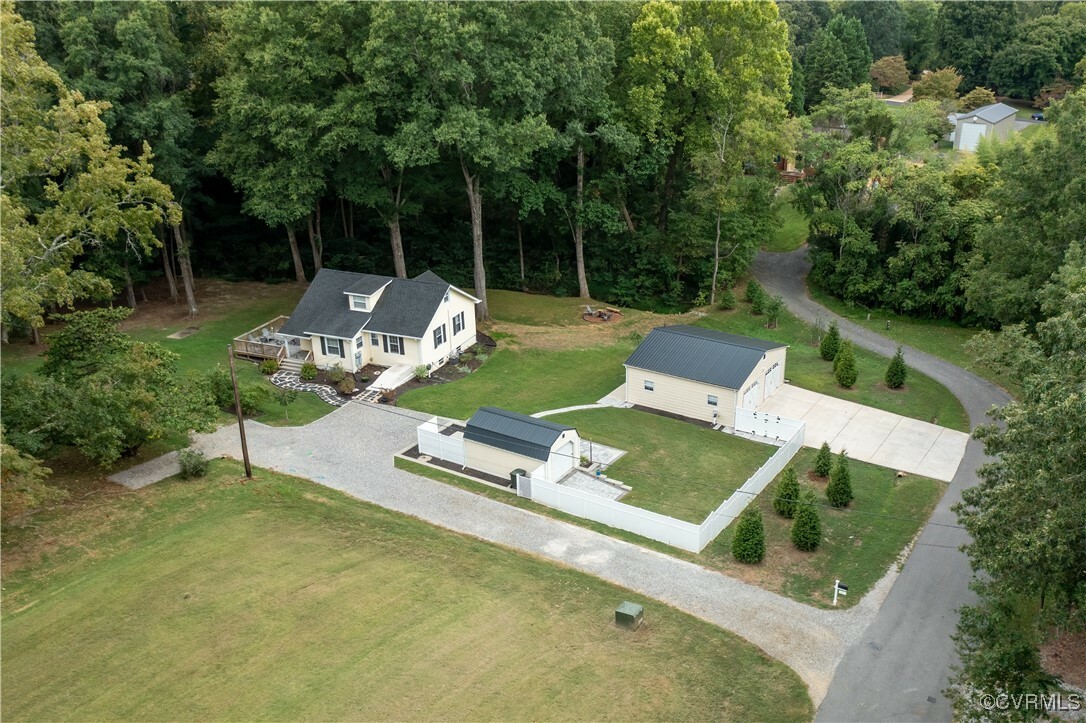 Property Photo:  602 Fourth Avenue  VA 23901 