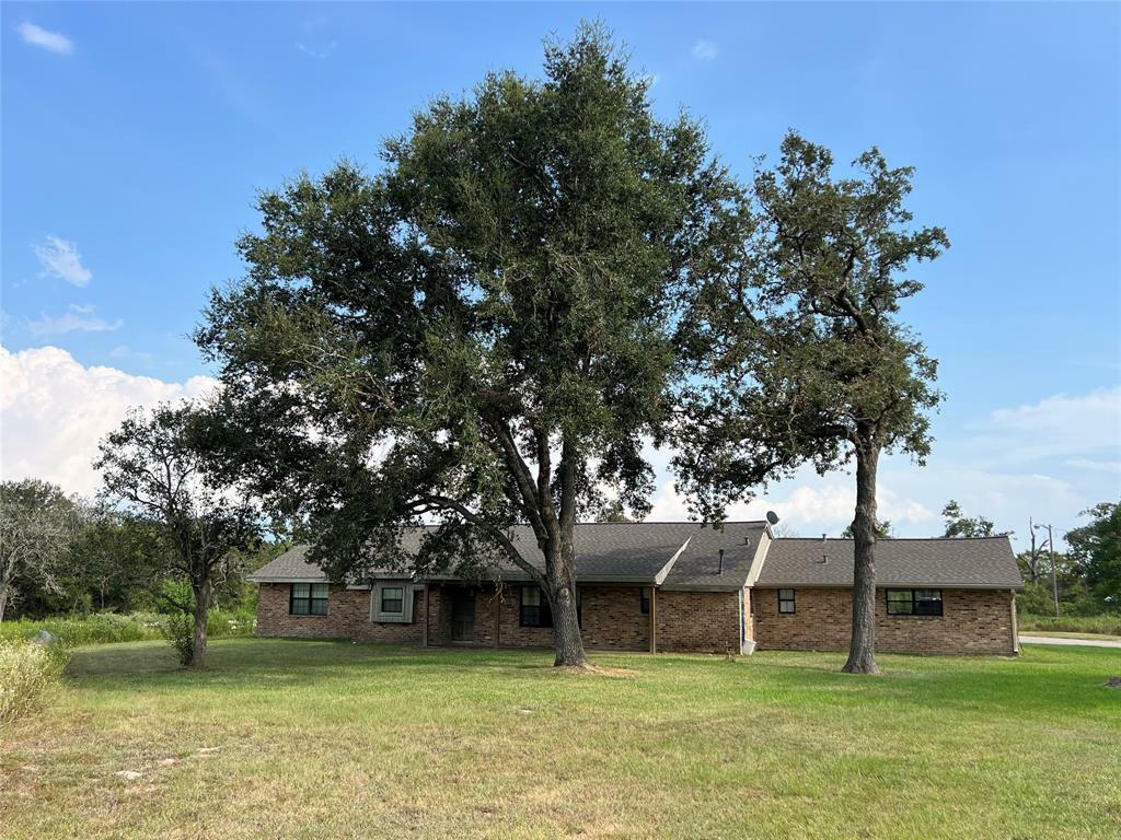 1746 Wendt Road  Bellville TX 77418 photo