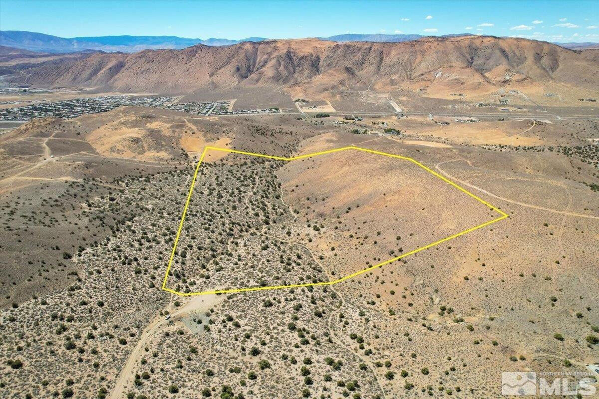 Property Photo:  75 Wootton Downs Drive  NV 89441 