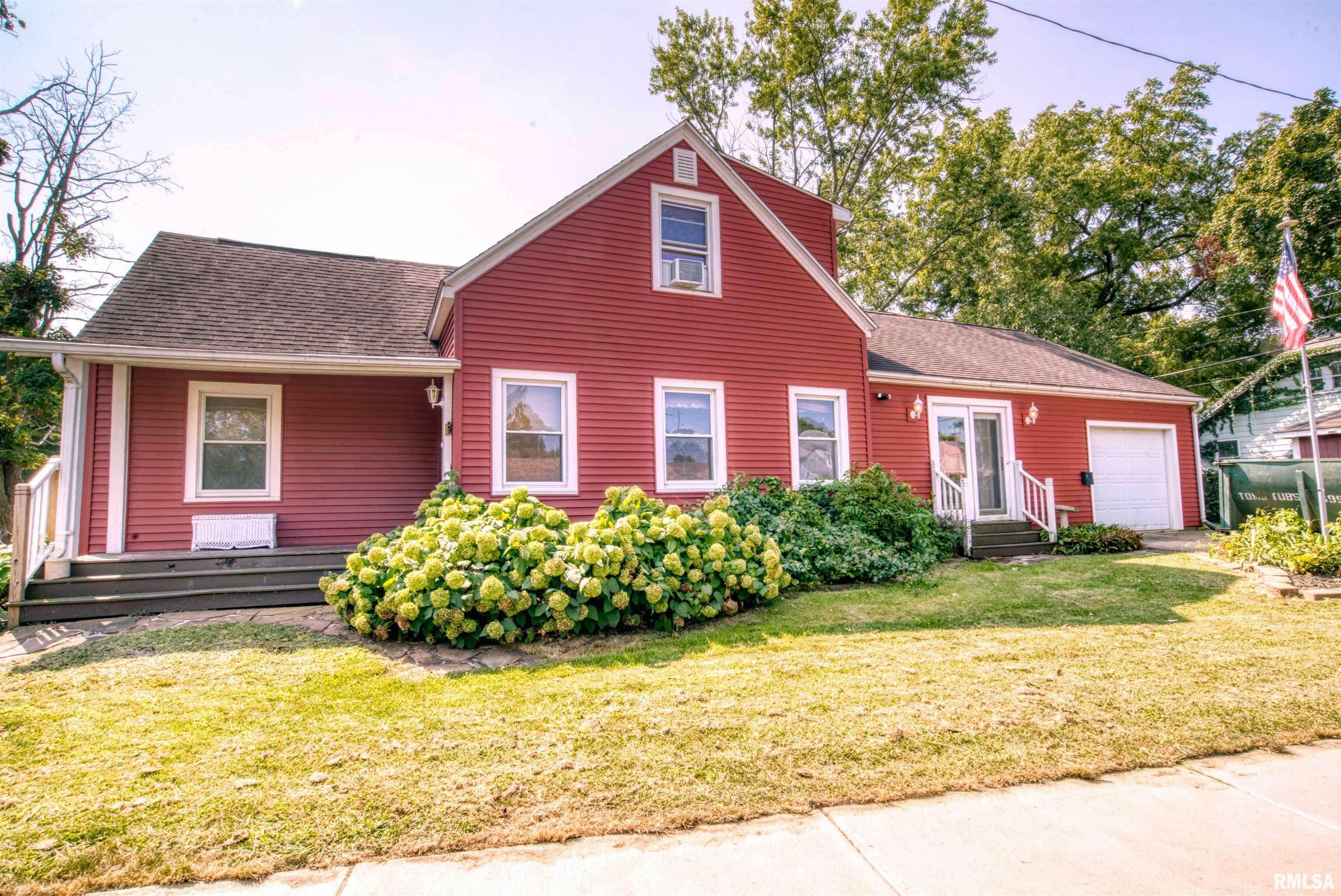 Property Photo:  809 N Sterling Avenue  IL 61604 