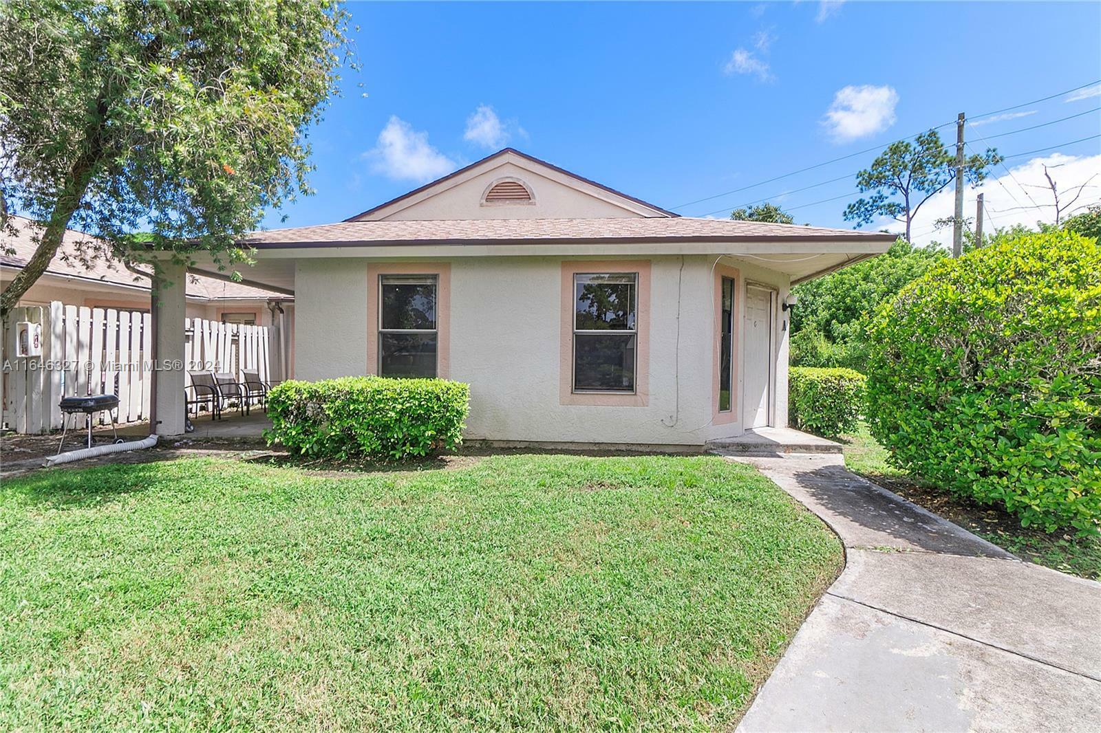 Property Photo:  2828 Stoneway Ln A  FL 34982 