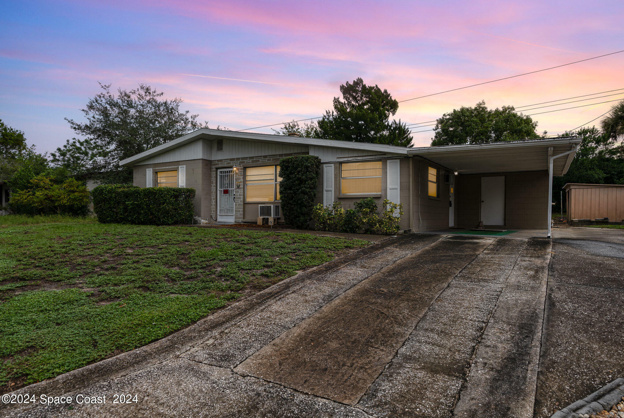 Property Photo:  4475 Coleridge Avenue  FL 32780 