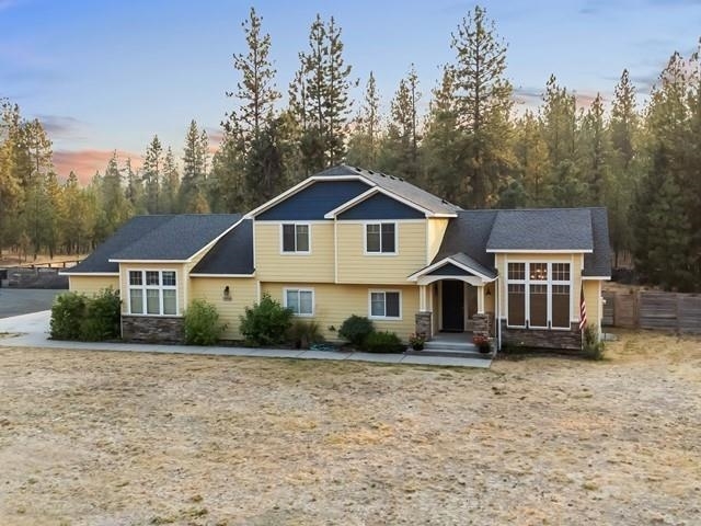 Property Photo:  6456 N Villier Rd  WA 99026 