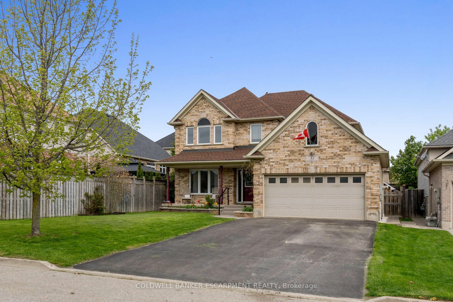 31 Dawkins Cres  Halton Hills ON L7J 2Z5 photo