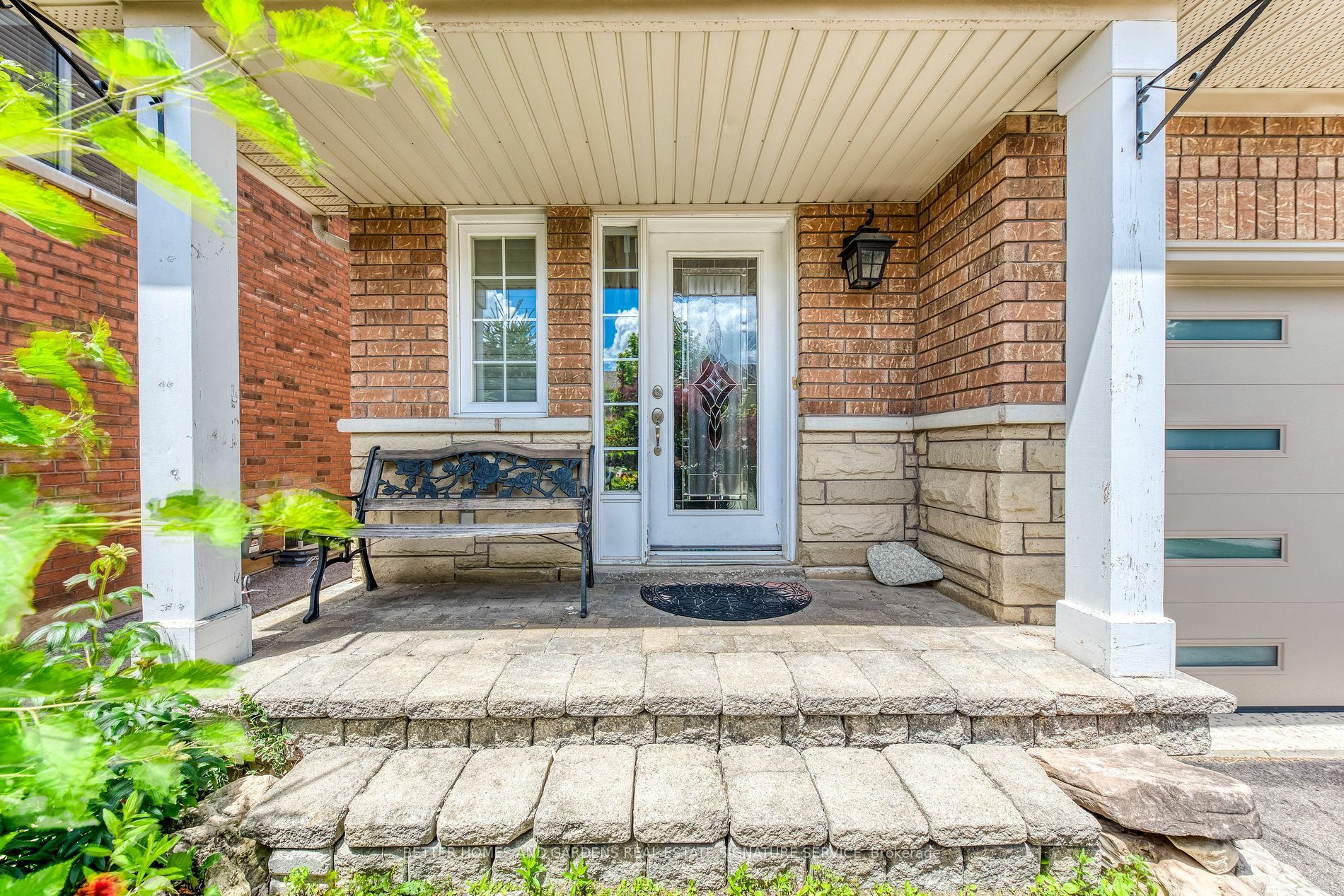 Photo de la propriété:  3751 Pearlstone Dr  ON L5M 7H1 