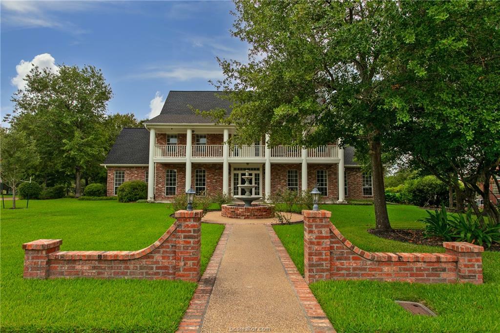 Property Photo:  4917 Firestone Drive  TX 77845-8927 