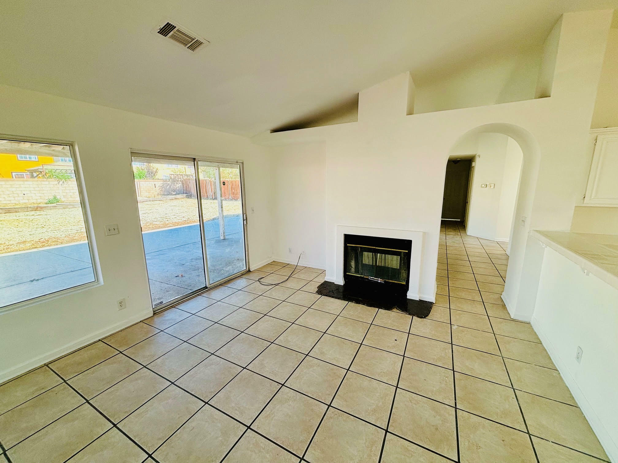 Property Photo:  37328 Calle Mazatlan  CA 93552 