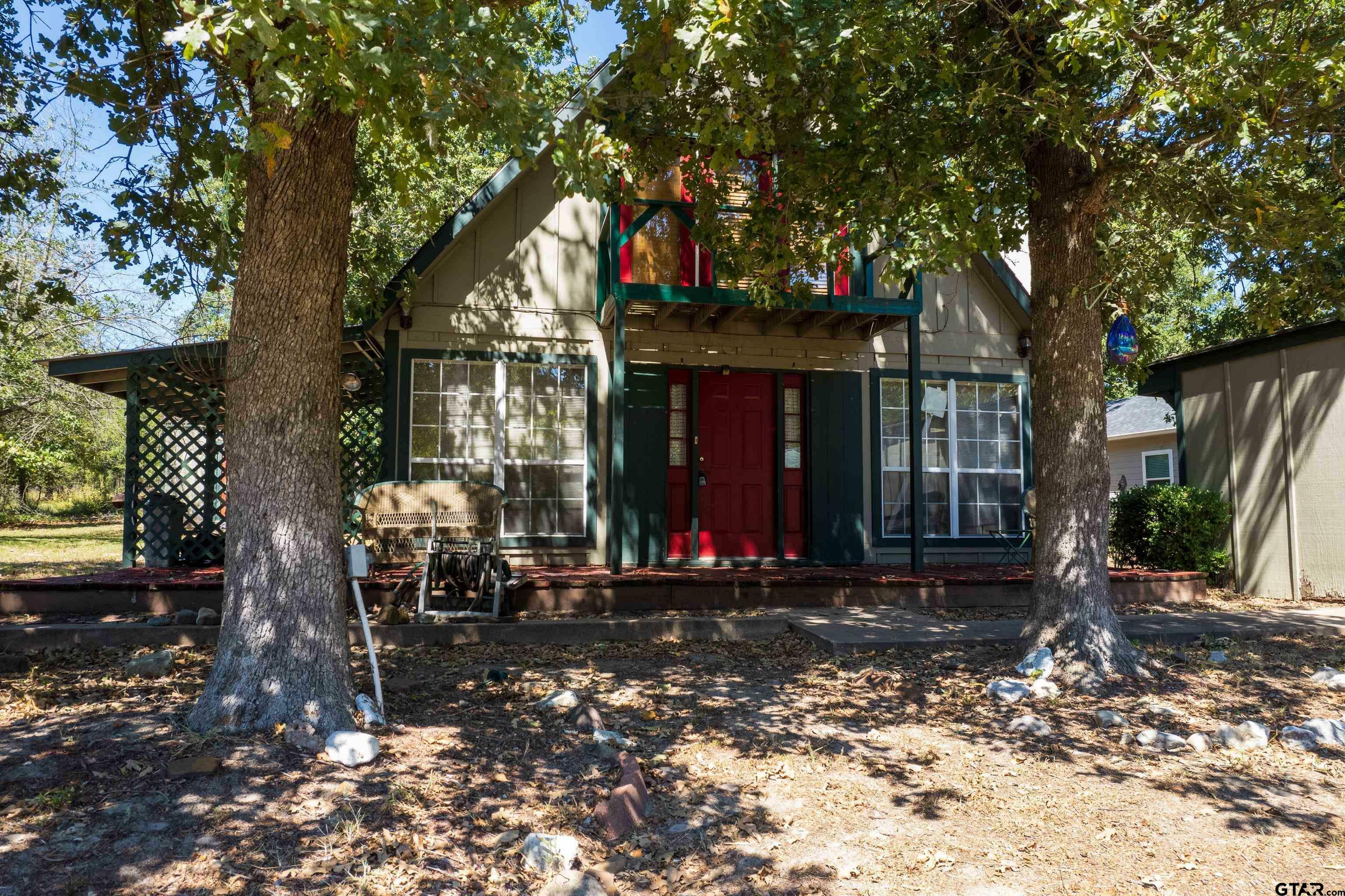 Property Photo:  407 Kings Country Blvd  TX 75480 