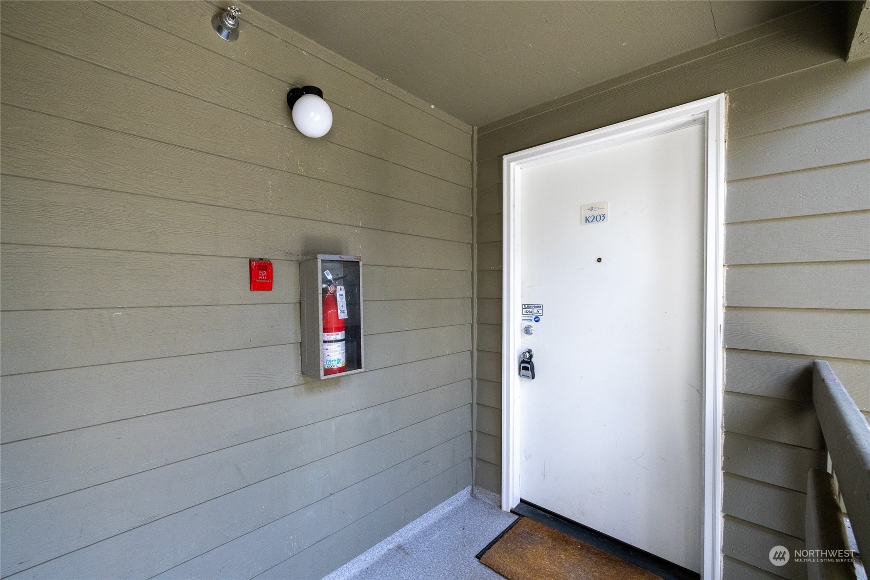 Property Photo:  1852 S 284th Lane K-203  WA 98003 