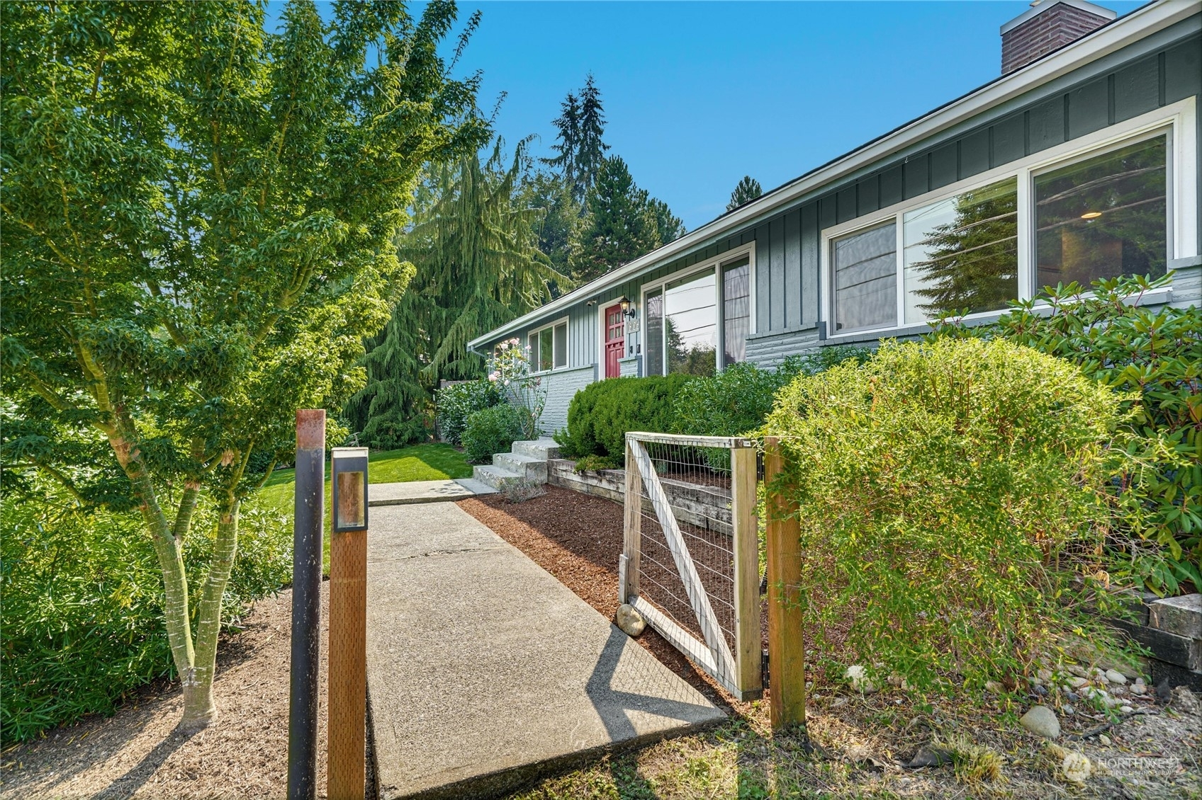 Property Photo:  18106 Larch Way  WA 98037 