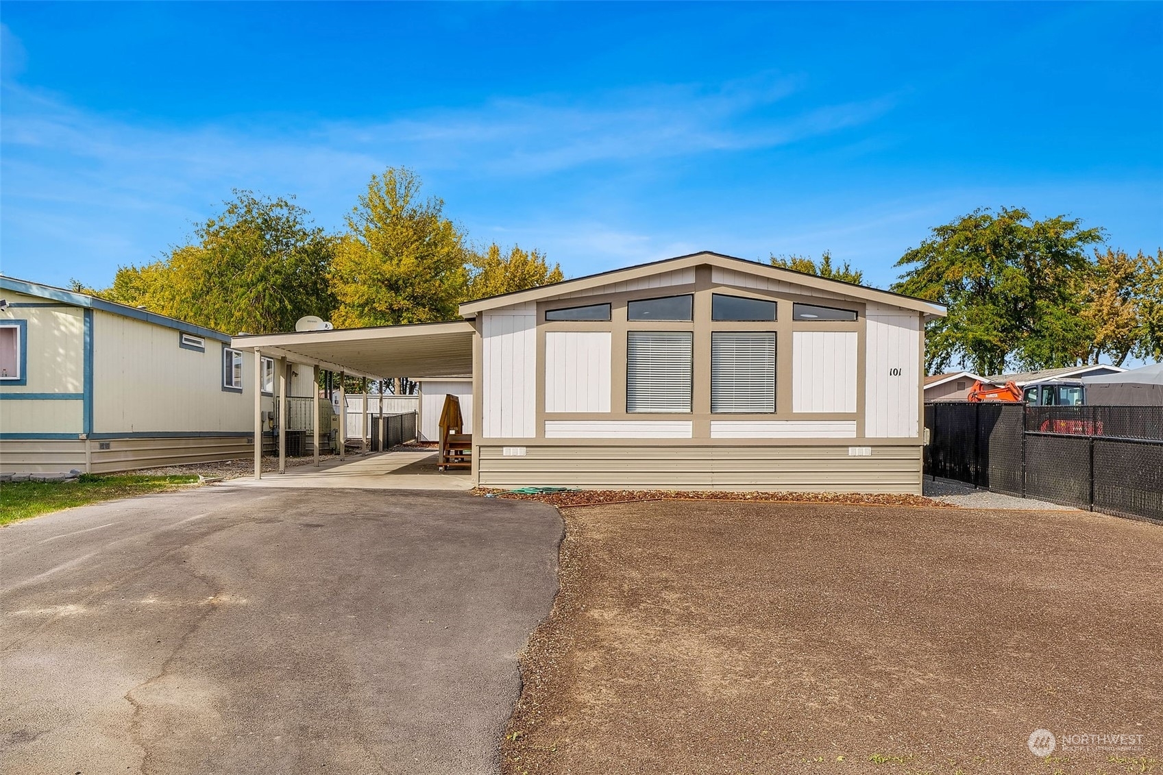 Property Photo:  93 Hummingbird Circle 101  WA 98837 