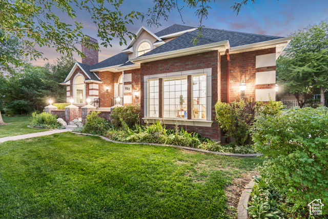 Property Photo: 920 N 240 E UT 84037