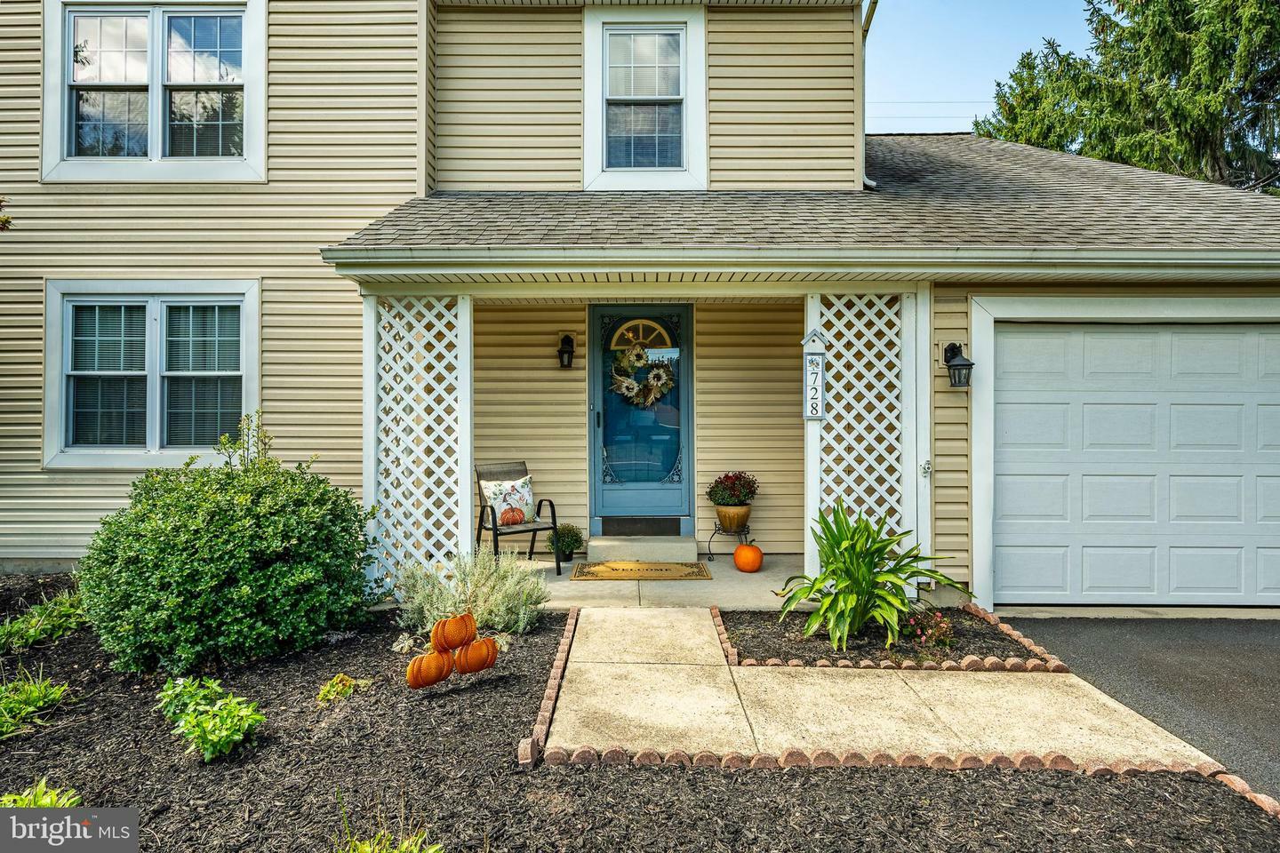 Property Photo:  728 Jarrett Road  PA 19044 