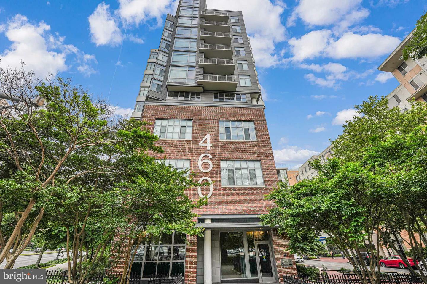 Property Photo:  460 New York Avenue NW 402  DC 20001 