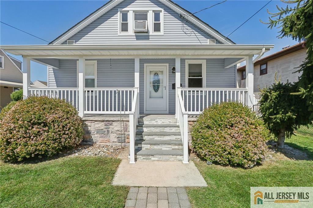 Property Photo:  1140 Gress Street  NJ 08835 