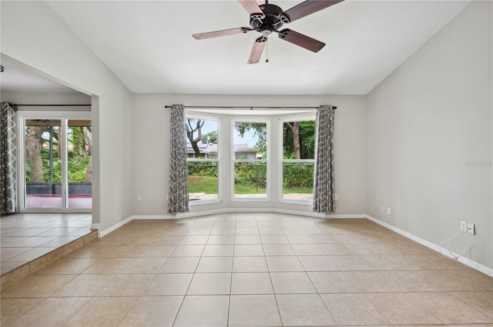 Property Photo:  8293 Philadelphia Ave  FL 34608 