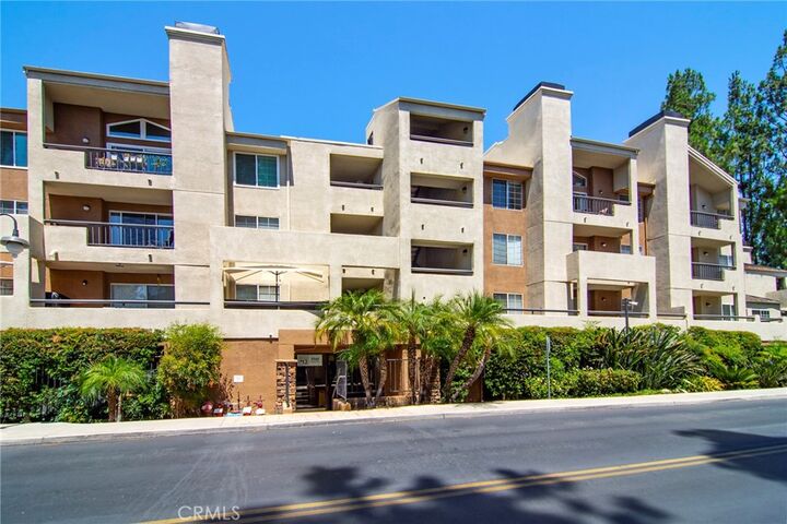 Property Photo: 5545 Canoga Avenue 203 CA 91367