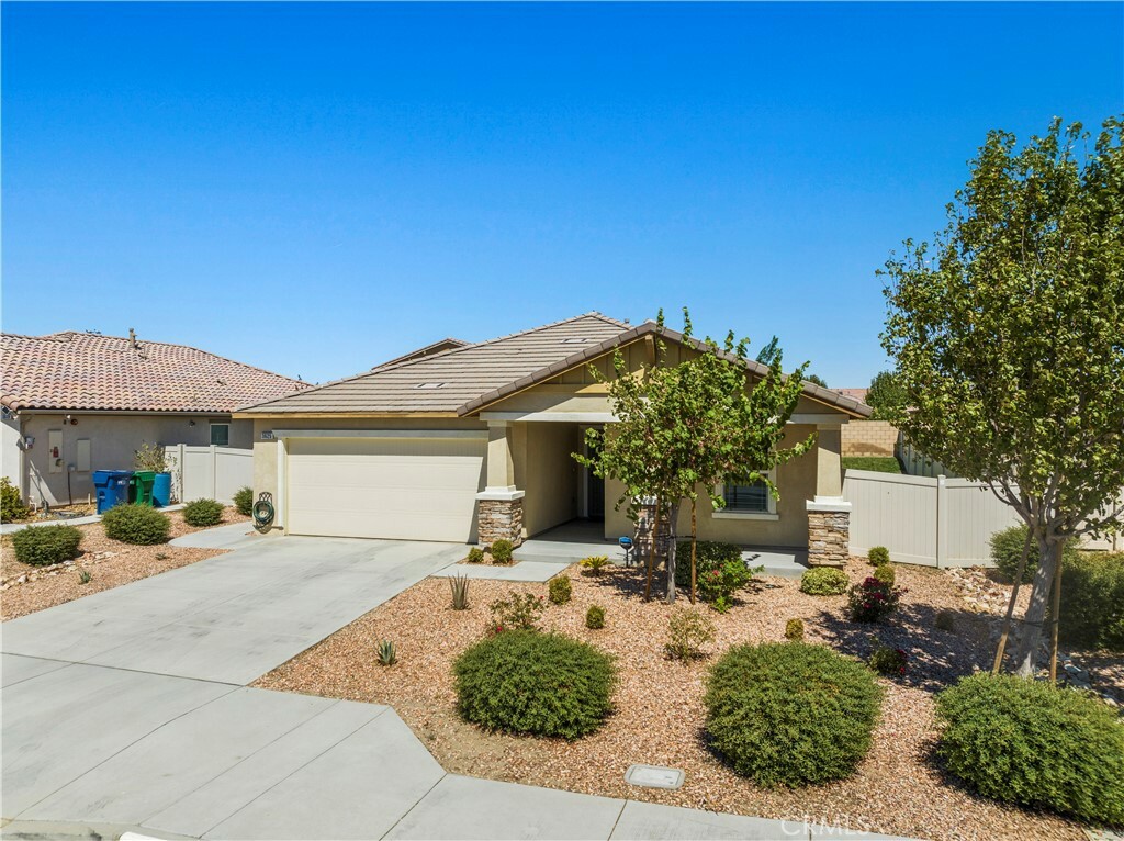 Property Photo:  3625 Garnet Lane  CA 93535 