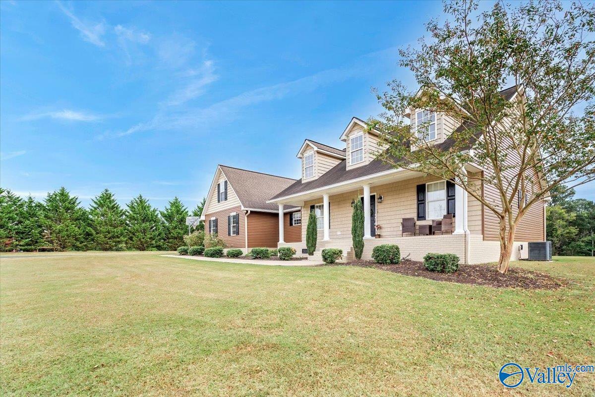 Property Photo: 95 Hillcrest Drive AL 35986