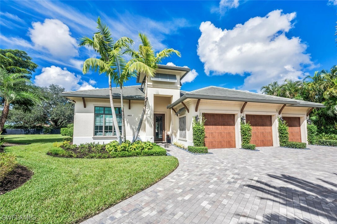 Property Photo:  28637 La Caille Drive  FL 34119 