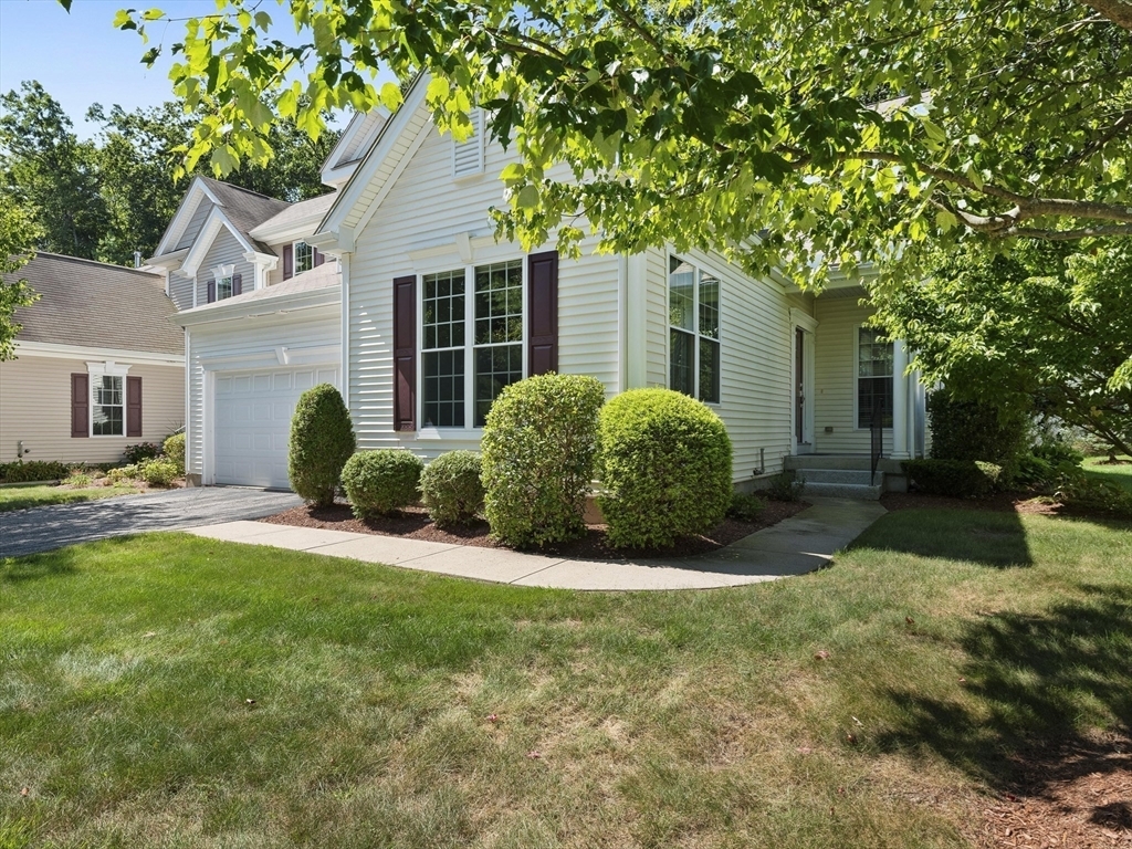 Property Photo:  18 Arbor Glen Drive 18  MA 01775 