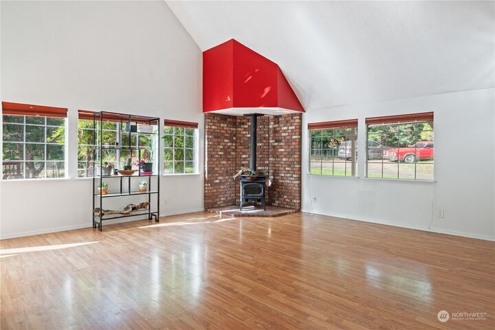 Property Photo: 409 Spruce Creek Road WA 98632