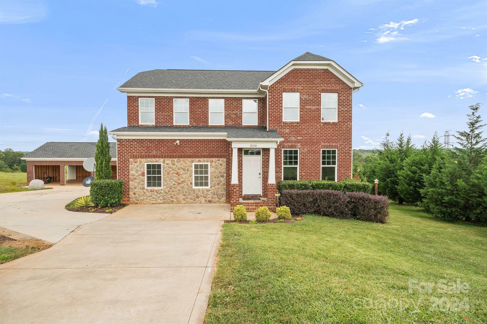 Property Photo:  2038 Whiteners Farm Road  NC 28092 