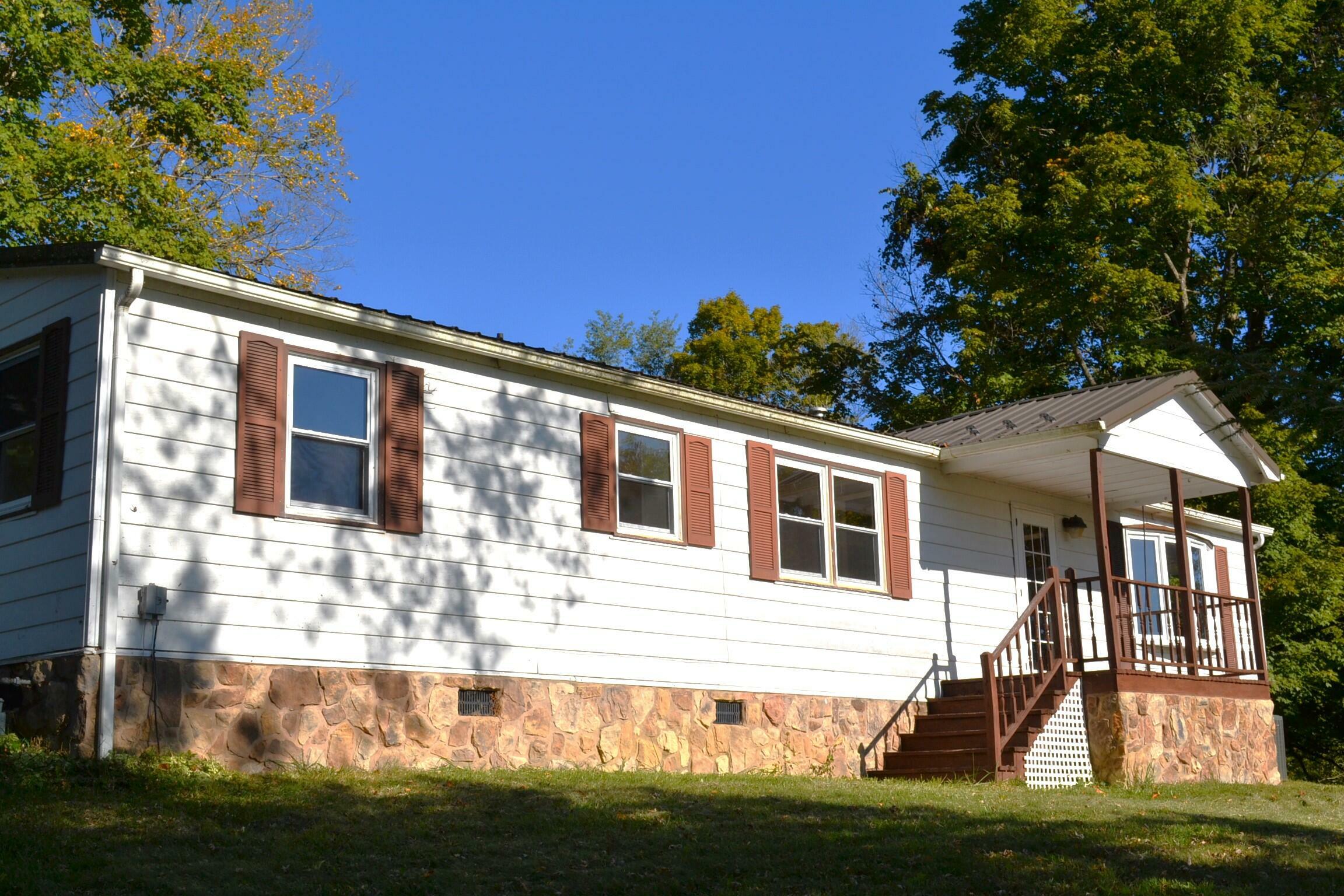 Property Photo:  45 Red Wing Lane  WV 24976 